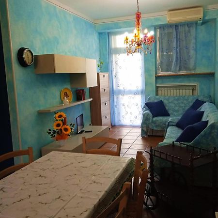 קררה Casa Vacanza Leonida מראה חיצוני תמונה