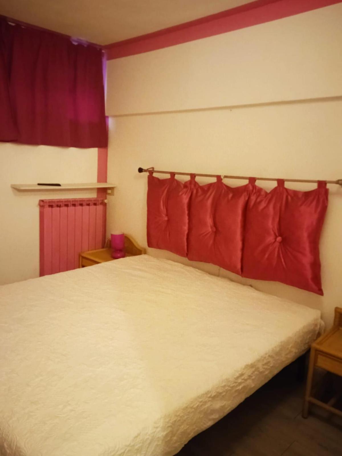 קררה Casa Vacanza Leonida מראה חיצוני תמונה