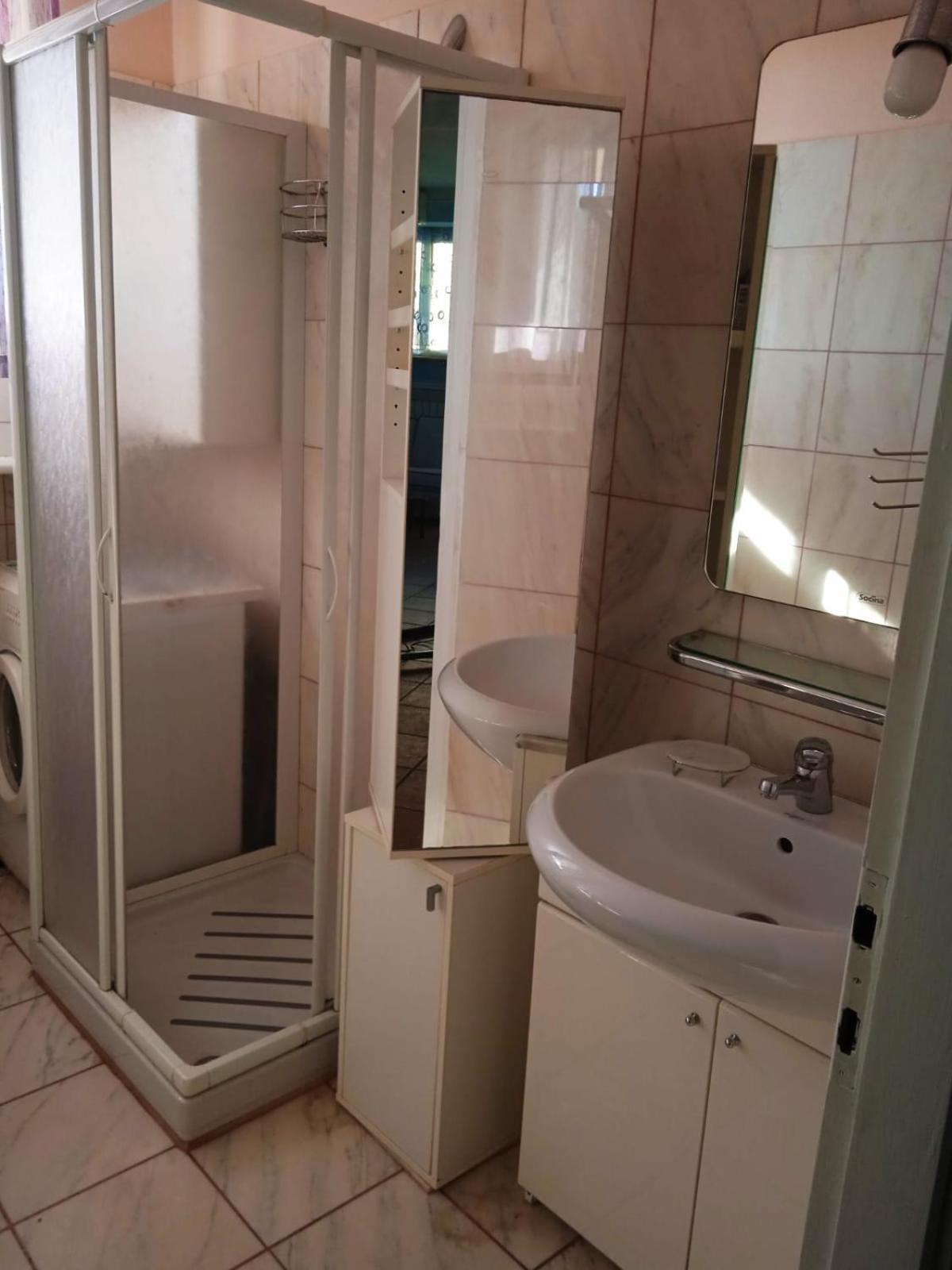 קררה Casa Vacanza Leonida מראה חיצוני תמונה